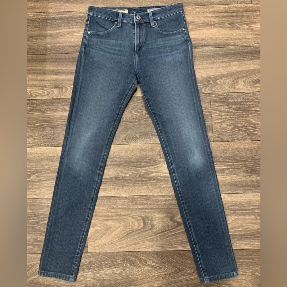 Adriano Goldschmied ladies denim jeans. Size: 27.